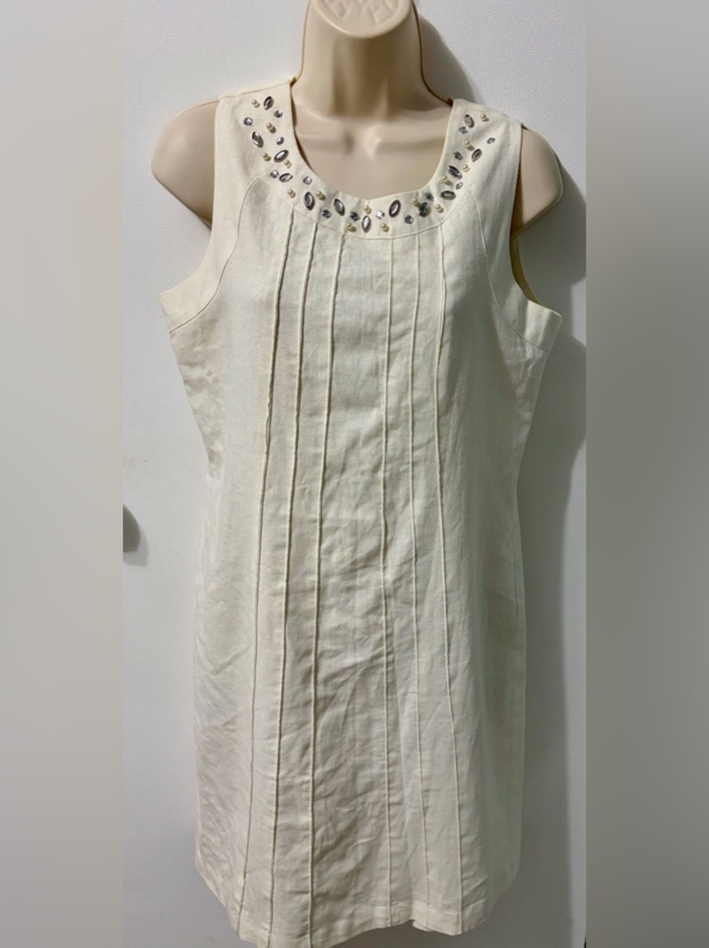 Sleeveless Embellished Cream Shift Dress